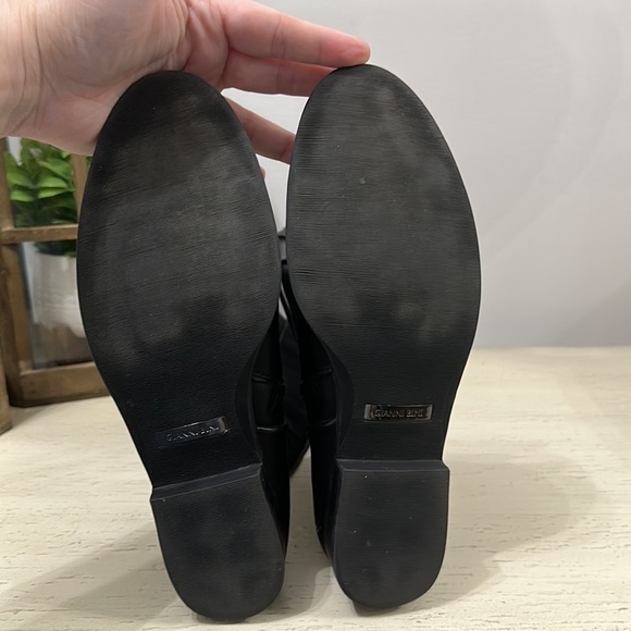 Gianni Bini Black Buckle Low Heel Riding Boot size 8 - Picture 5 of 7